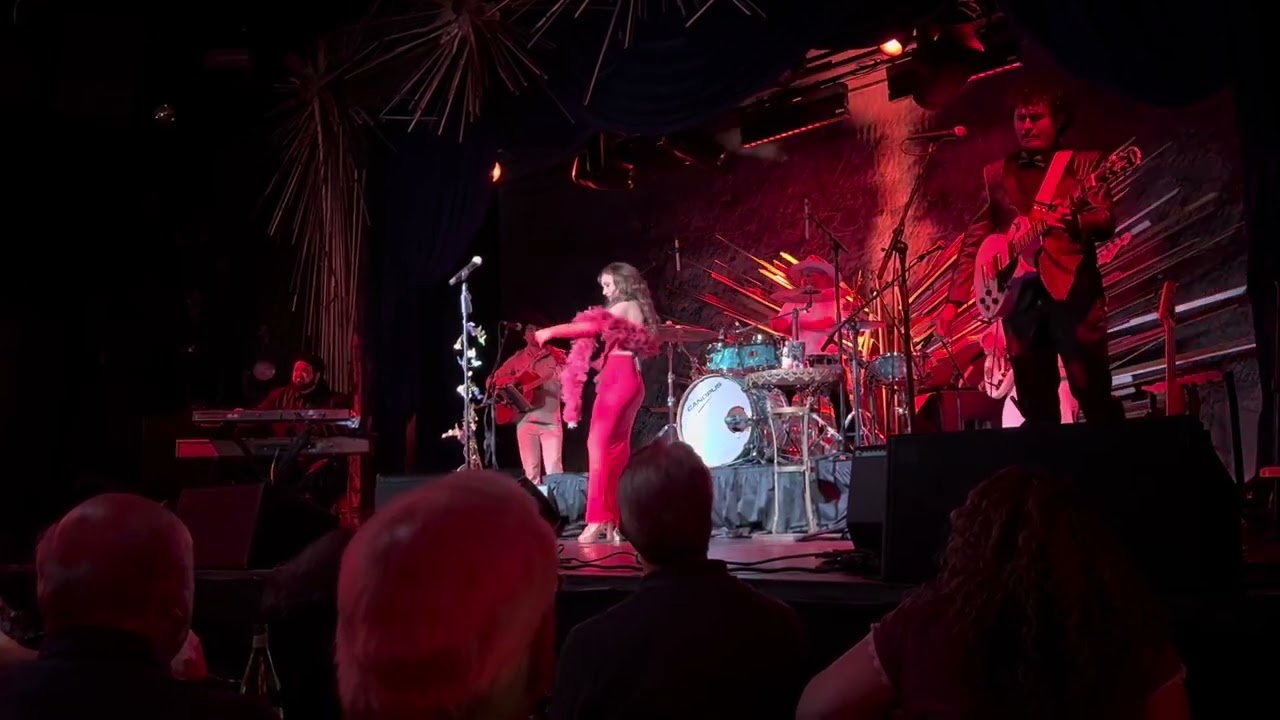 Haley Reinhart, “The Wind Cries Mary” [Jimi Hendrix Cover] Live