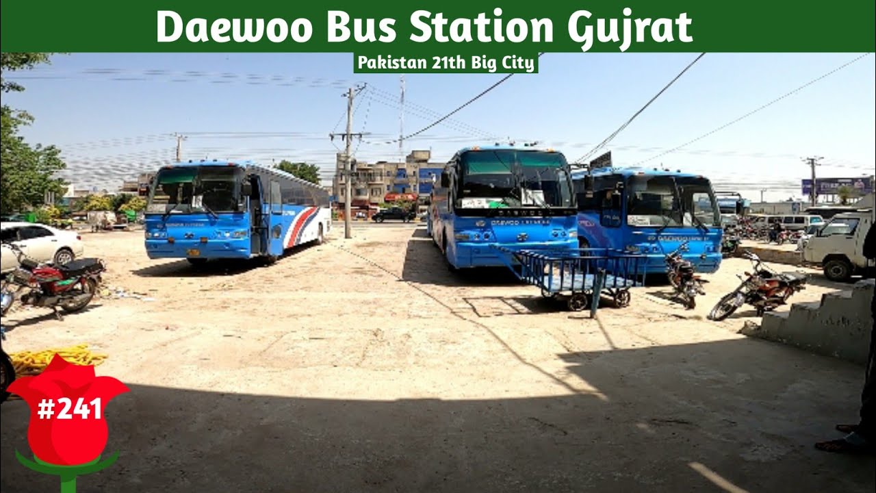 Walking In Daewoo Bus Station Gujrat #EastWalks