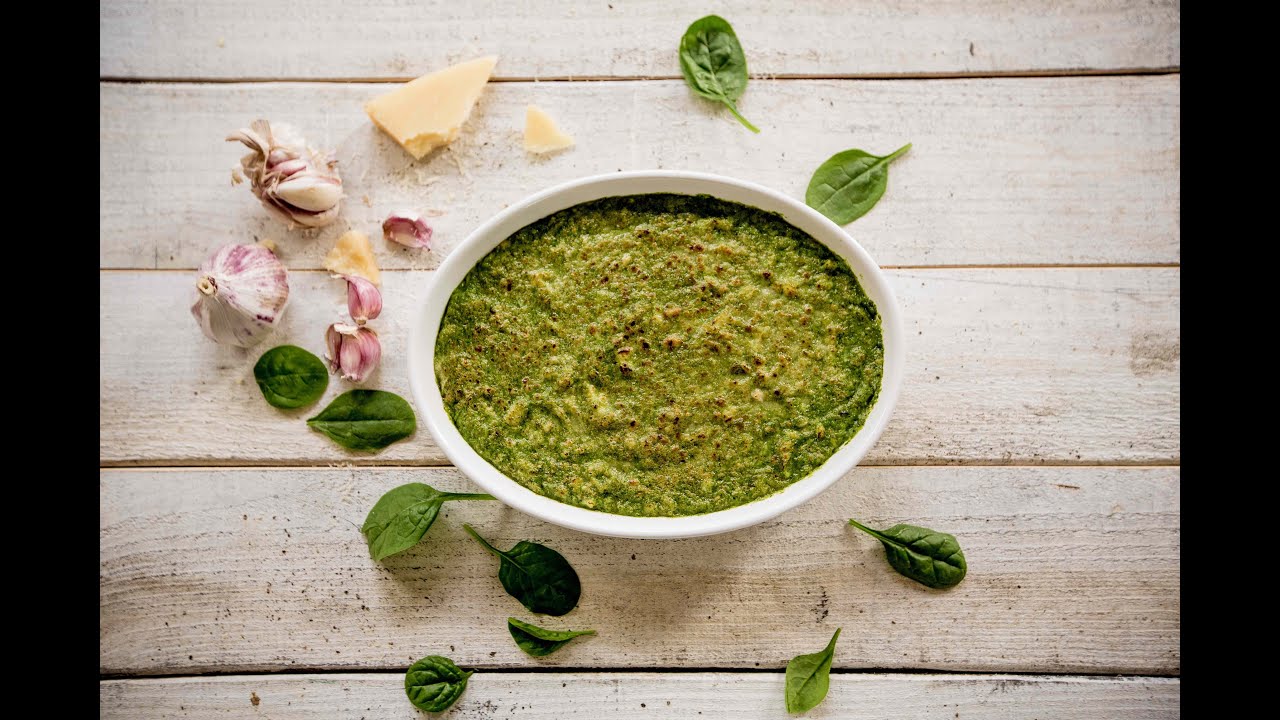 Receita: Bacalhau com molho verde, alho e cebola