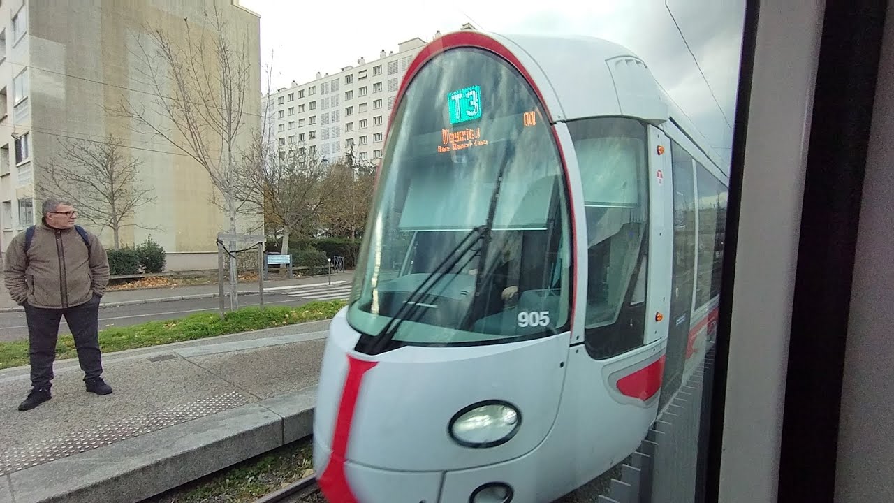 Voyage abord du T3 aller-retour entre Décines Centre et Gare de Villeurbanne