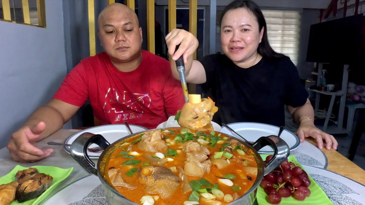 FILIPINO BEEF STEW cooked in a slow fire charcoal(BALBACUA) | Peph tv