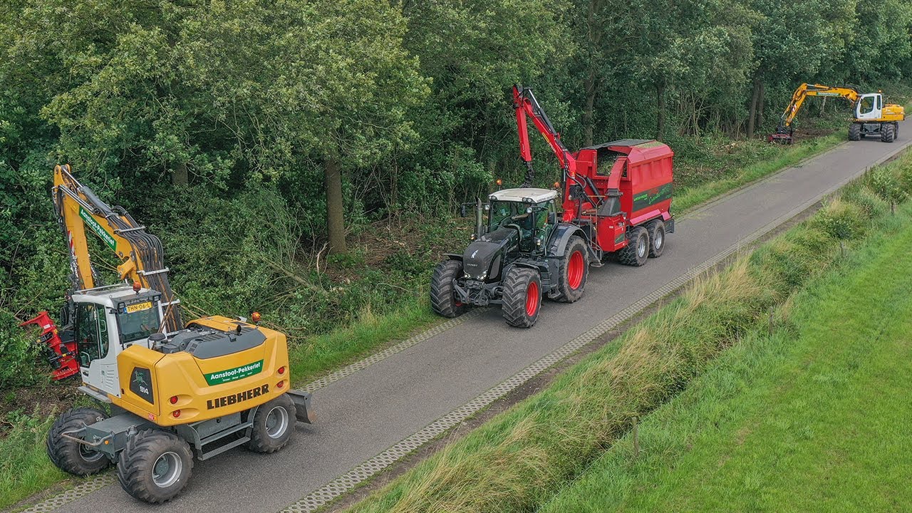 Ufkes Greentec Roadtrain Forestcutter 300 | Wood chipper combination 942 VC20 | Forestmulcher 1500