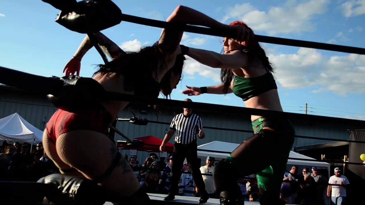MesaMedia Cam: Kelsey Raegan v KiLynn King