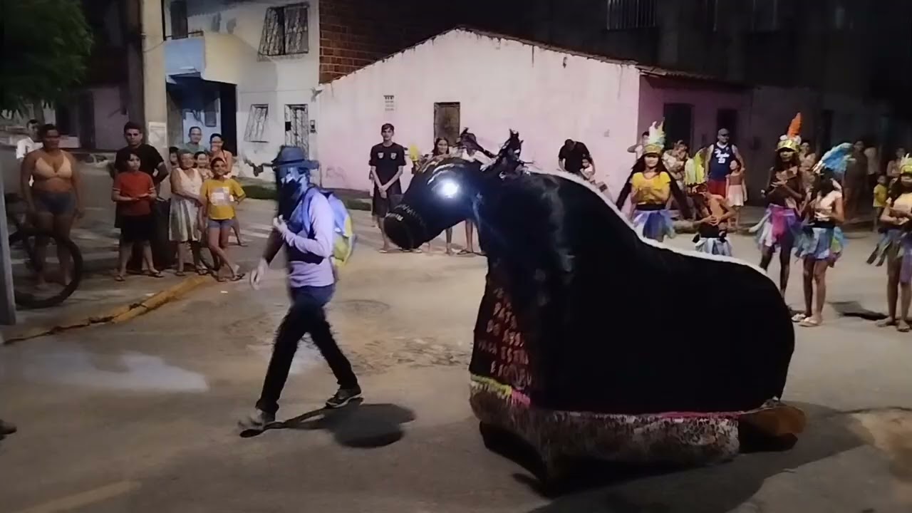 Grupo fubazada dançando no bairro vila União,Boi fubá 2025