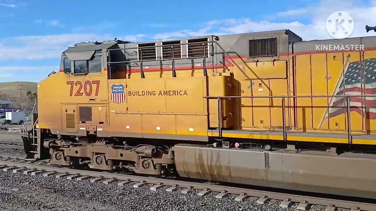 Union pacific 7053 pulling a manifest train at the train depot in tehachapi CA ft. RAILFAN VON