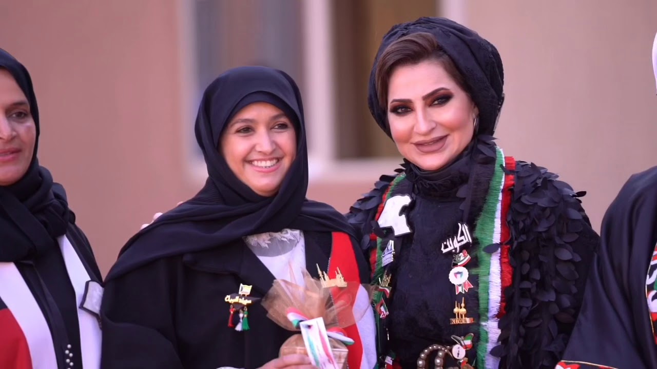 فعالية (راية الكويت ) تزامنا مع الأعياد الوطنية في مدرسة بحره الابتدائية مديرة المدرسةا/اماني المتعب