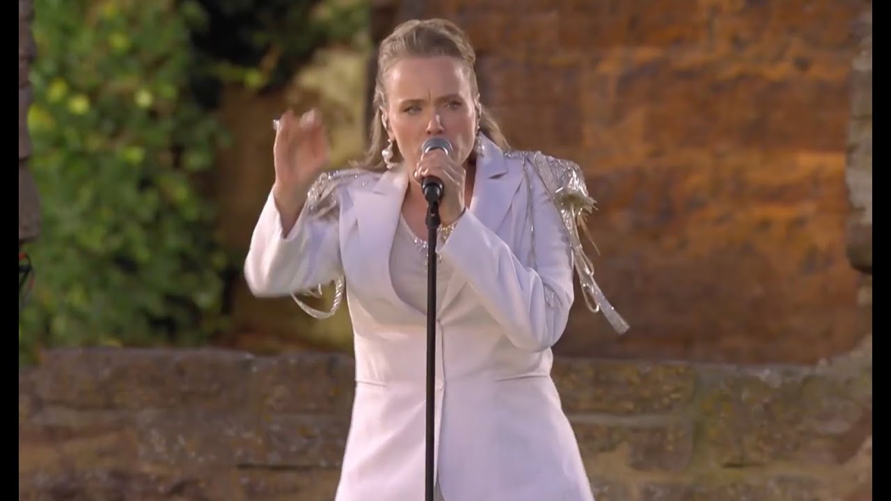 Ane Brun & Augustifamiljen - Do You Remember (Live at the Victoria concert)