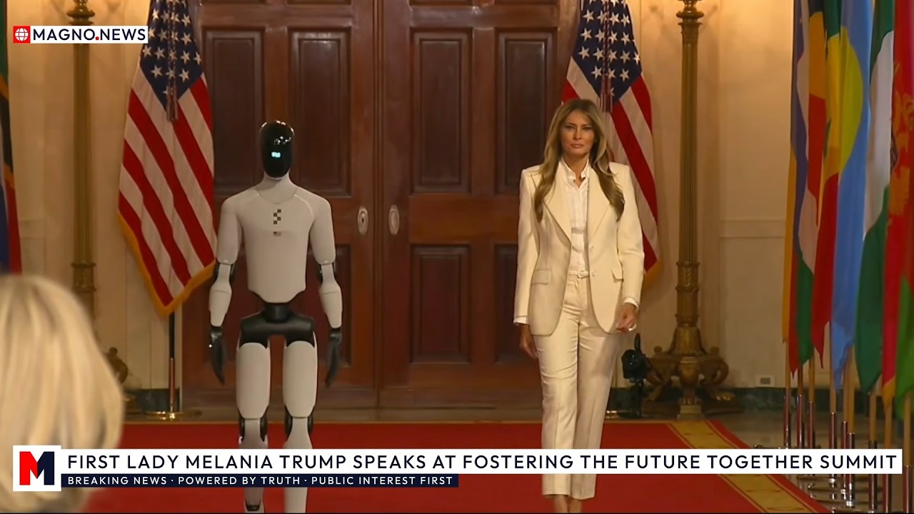 🇺🇸 Первая леди Мелания Трамп продемонстрировала человекоподобного робота Figure 03 с искусственны...