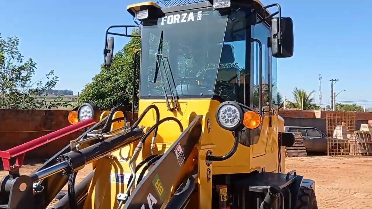 PA carregadeira Forza BR 920