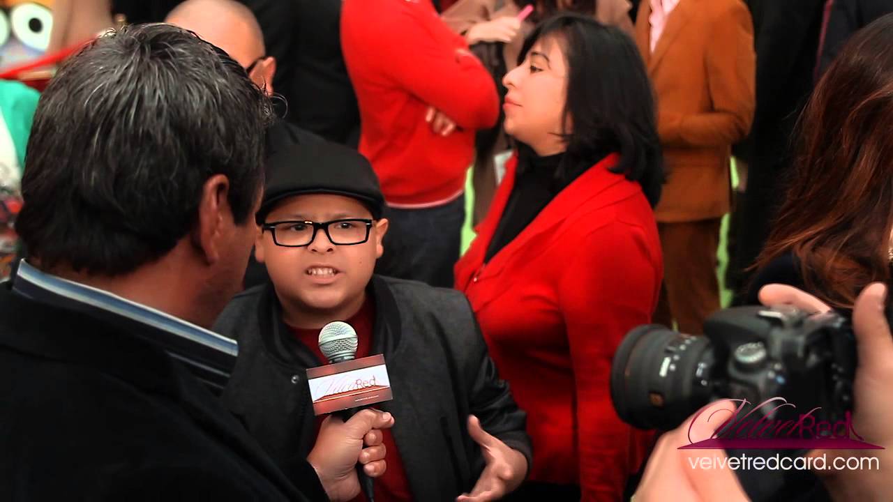the muppets premiere  rico rodriguez 1280x720
