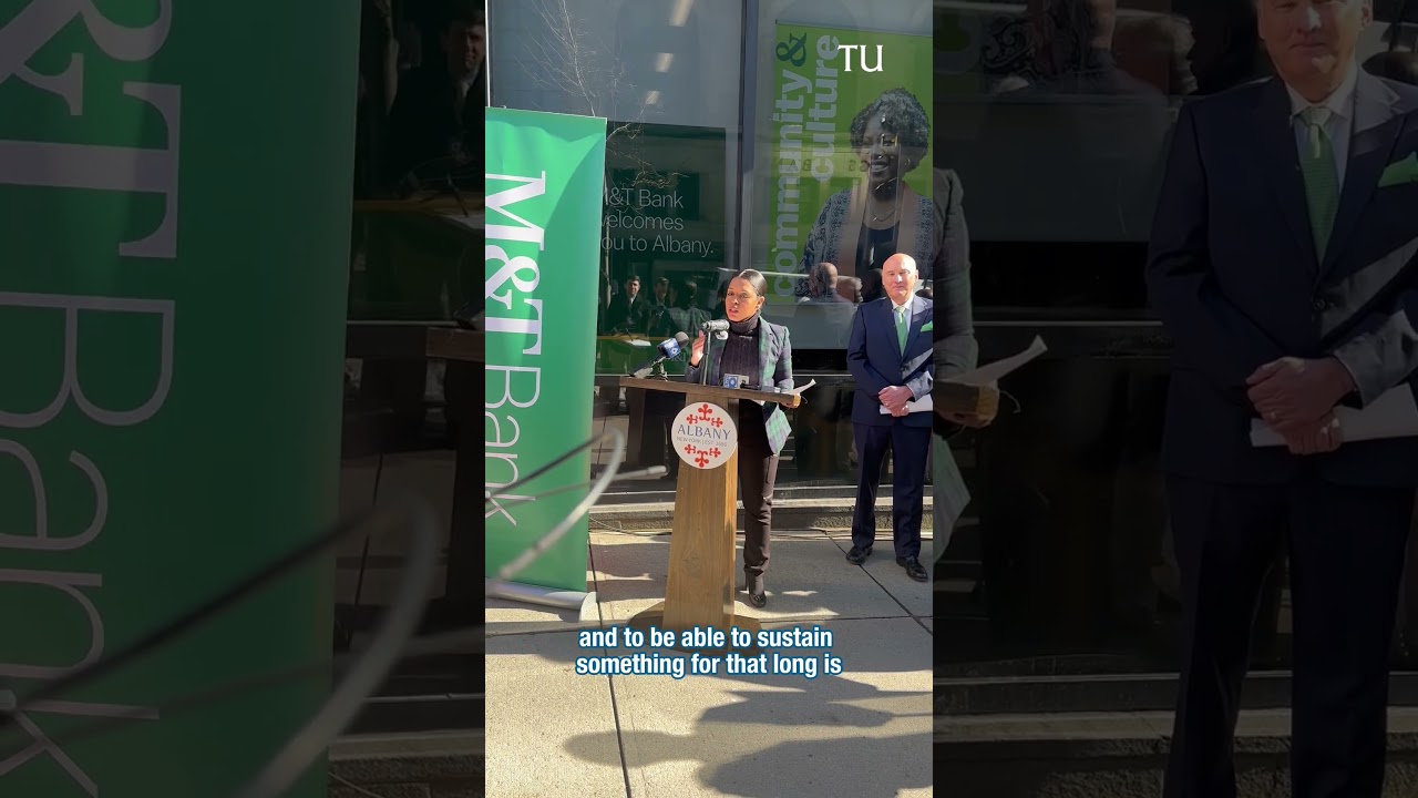 Albany Mayor Dorcey Applyrs names co-grand marshals for city's 75th St. Patrick's Day Parade