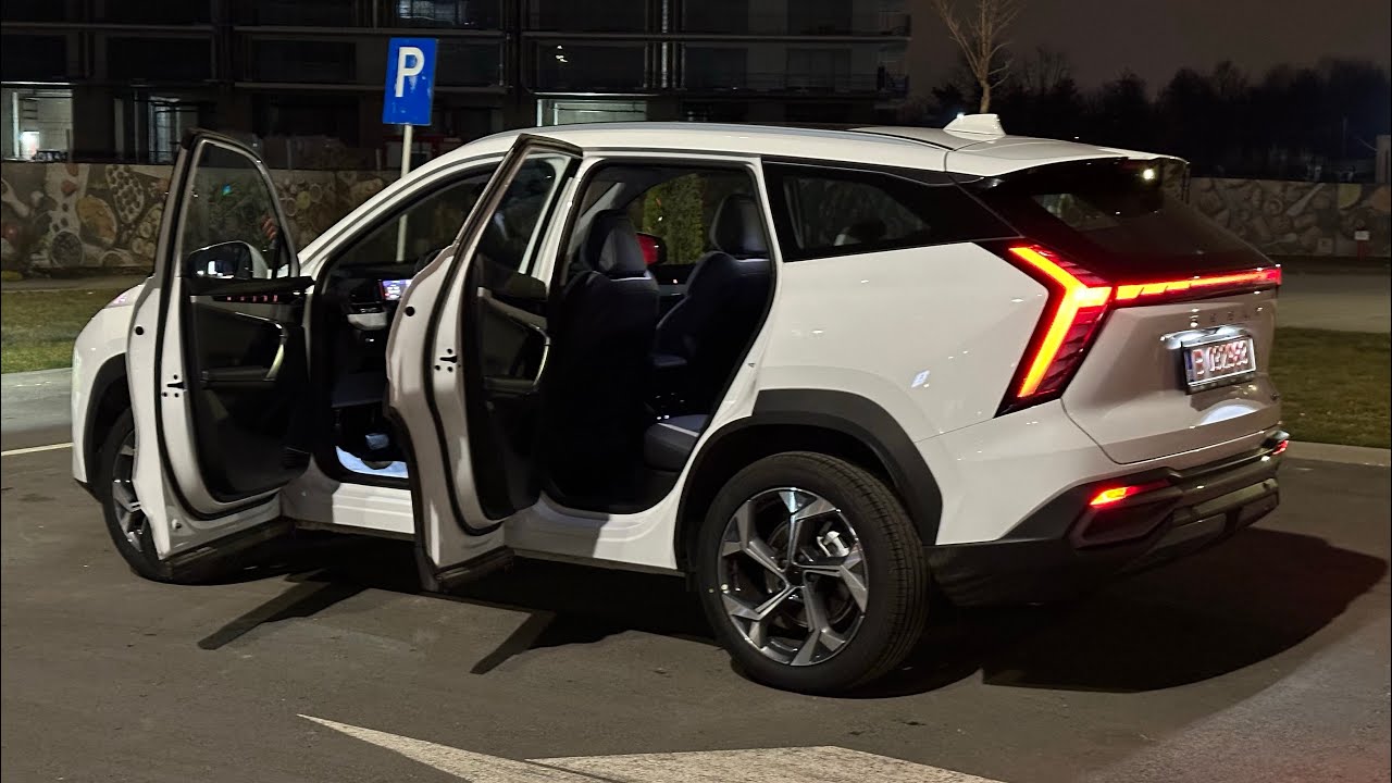 New Geely Starray 2025 Night Lights Review