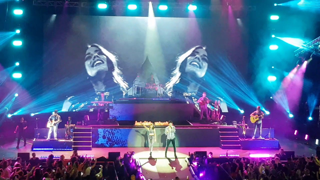 TINI y Sebastián Yatra #Cristina