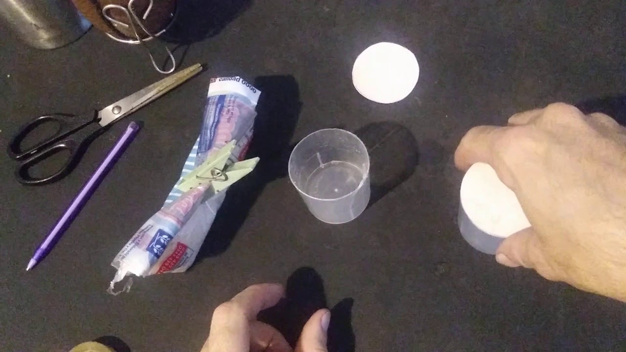 Actividad 3: cómo hacer maracas con vasos y arroz