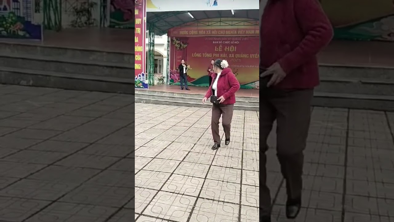 Lễ Hội Mừng Xuân Em Thể & Anh Pèng Hát đối đáp nghe rất hay mời mọi người cùng nghe 