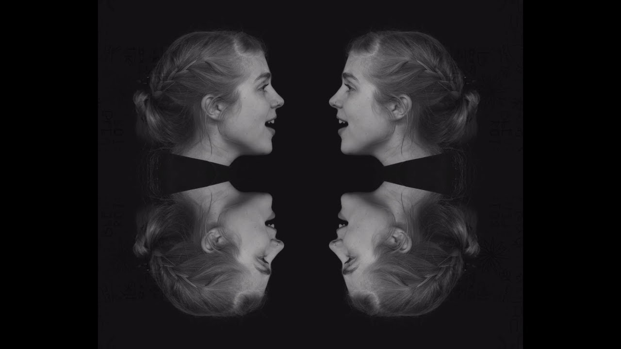 BLEU ROI - CRYSANTHEMUM (Dark)