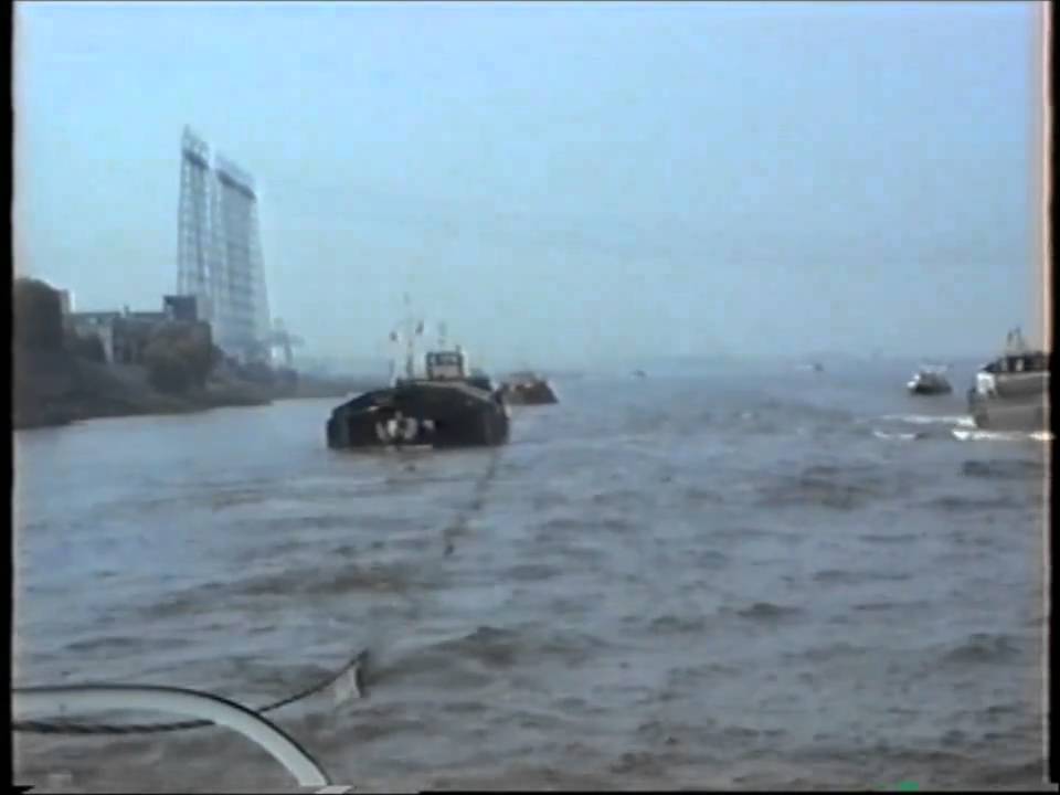 De laatste slepende Sattelschlepper op de Rijn deel 2