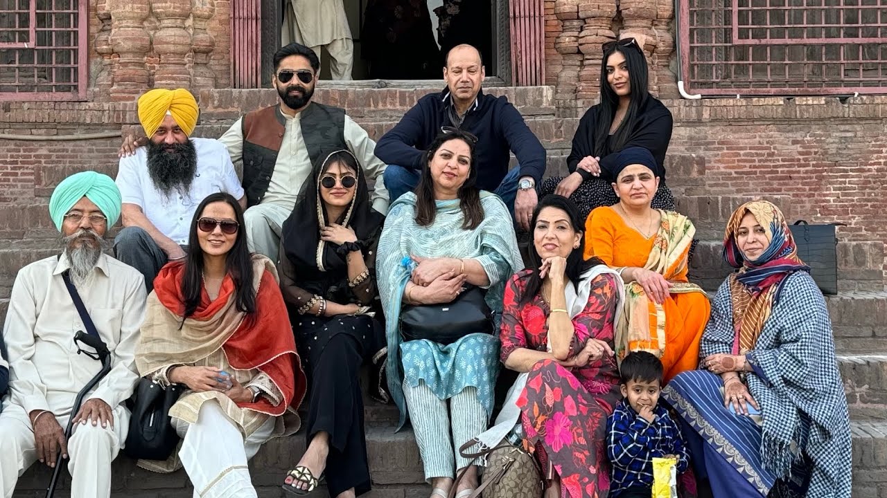 Lahore Daay Qilay Vach Lagi Sanjay Punjab Di Sath ll Travel With Waqas Haider