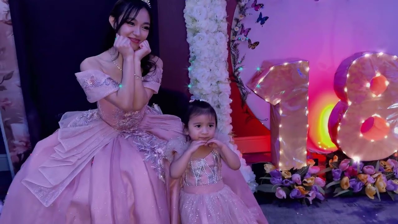 Ella's Debut