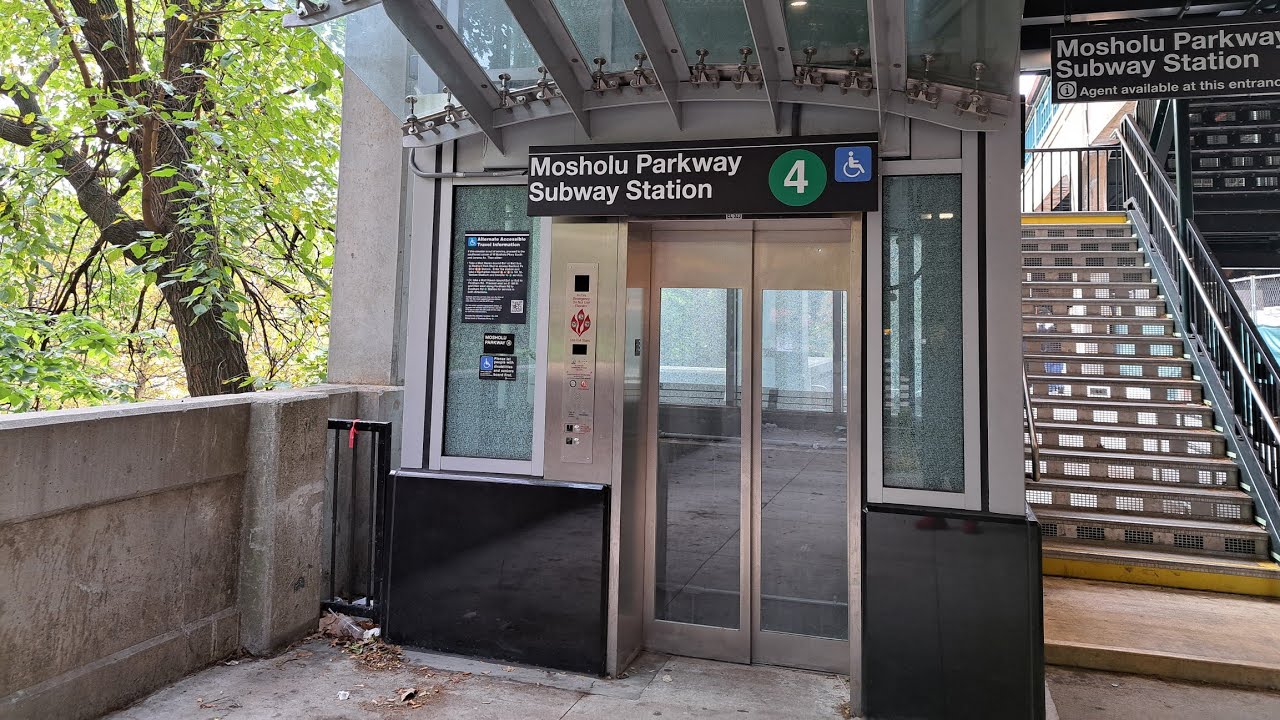 Elevators At Mosholu Parkway Station (4) Train