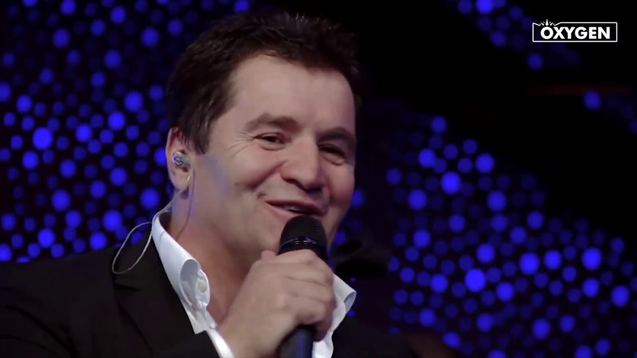 ''Lulja prej lules'' nga Afrim Muçiqi dhe Oxygen Band