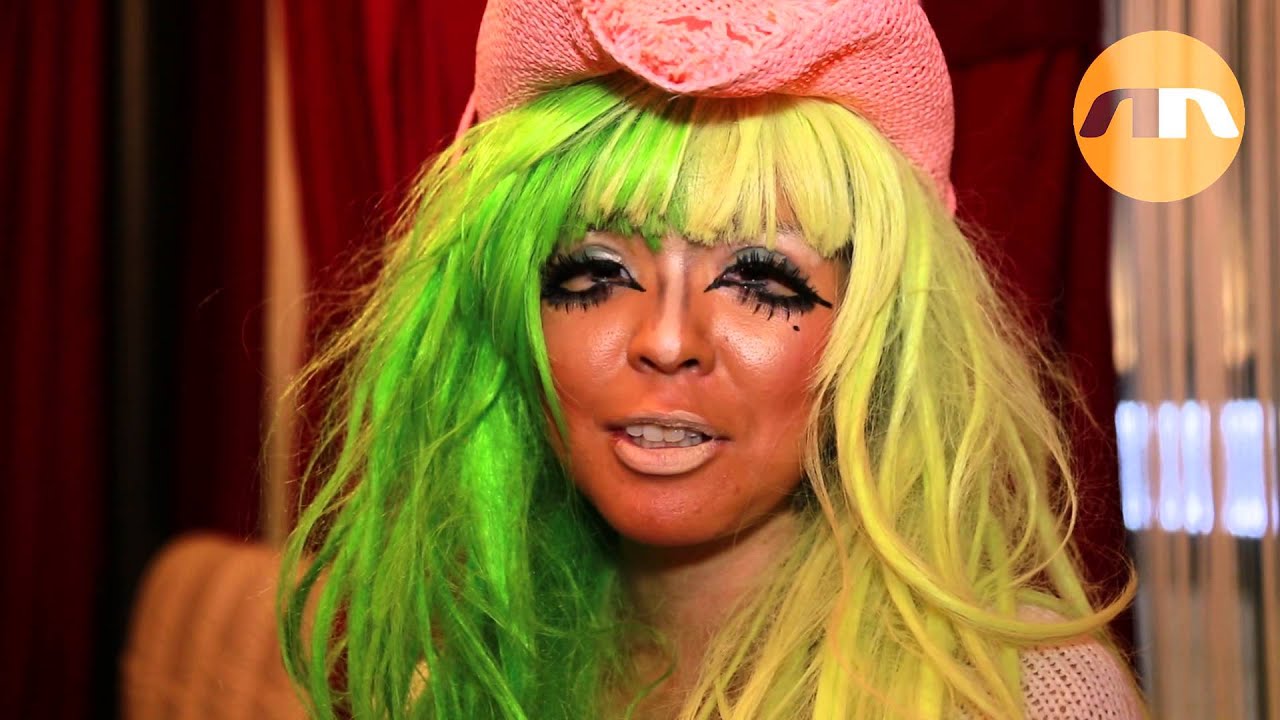 Ganguro Cafe & Bar in Tokyo
