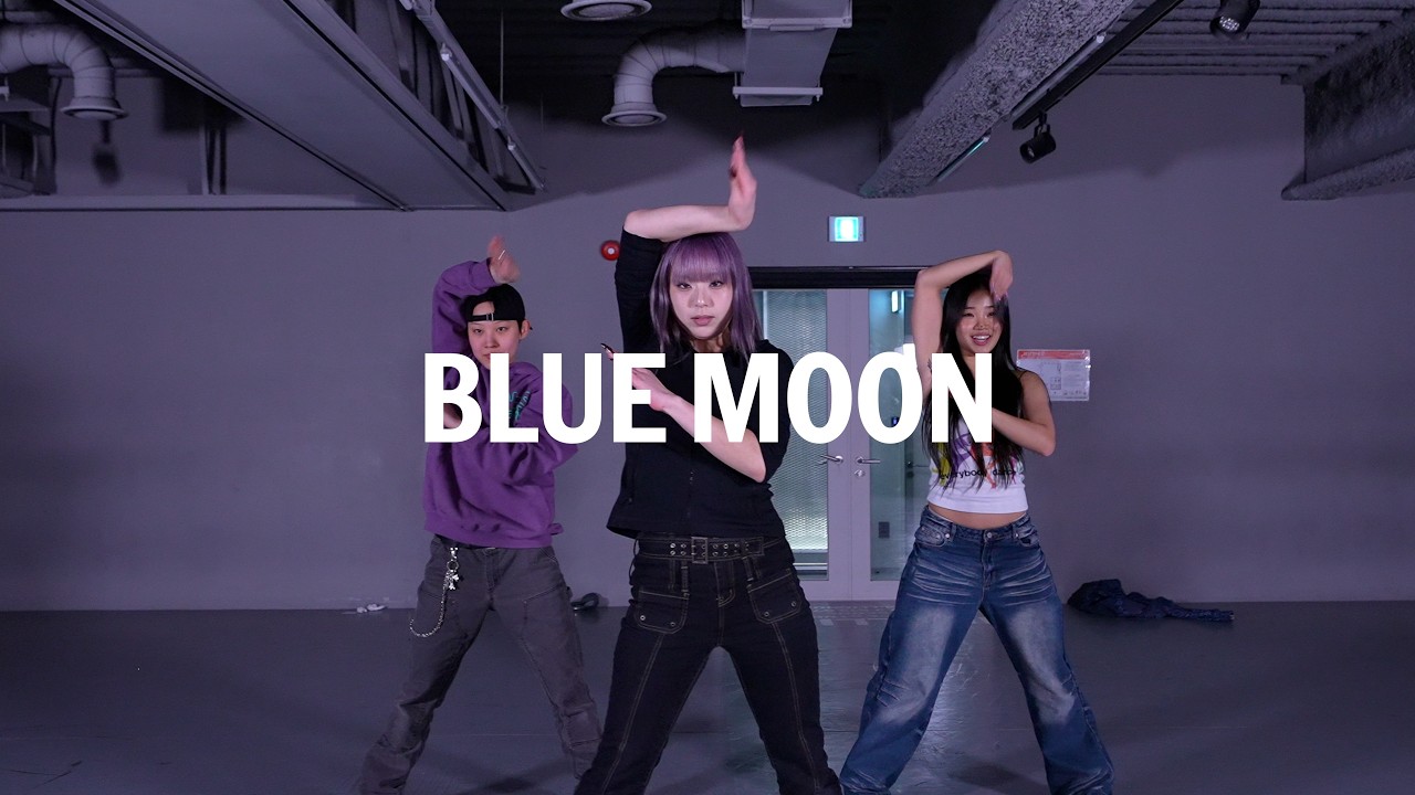 BLUE MOON / Learner Class / @Hyeyeon