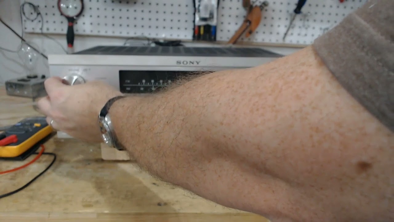 Sony STR 6055 Stereo Receiver Repair Part 1 - Initial Evaluation