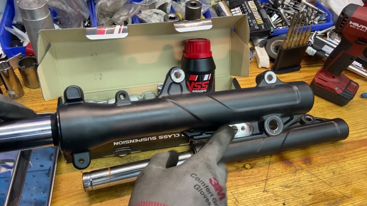 PCX160 YSS fork spring kit install, 頭彈弓組件安裝
