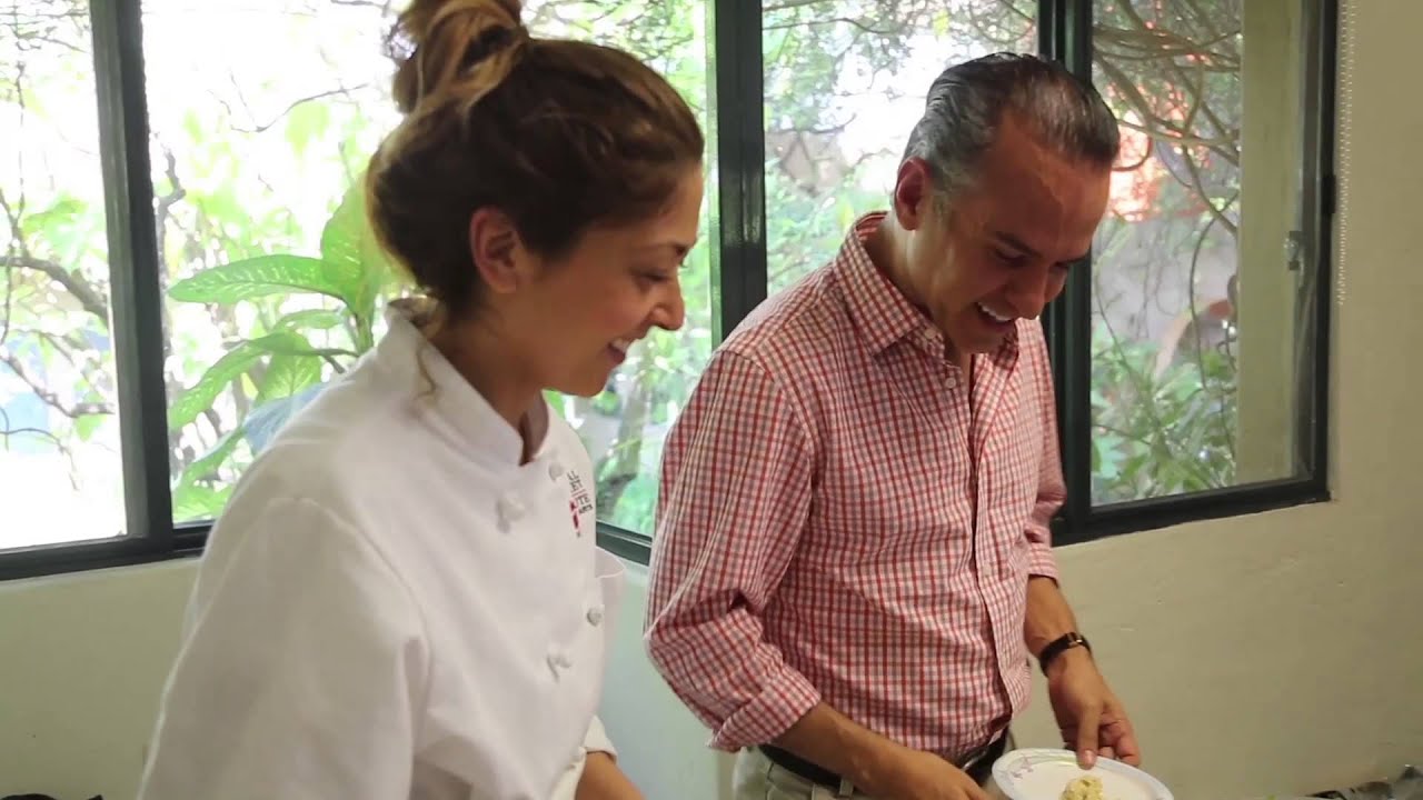 Dr. Carlos Barrero - &iquest;Consumes comida crudivegana?