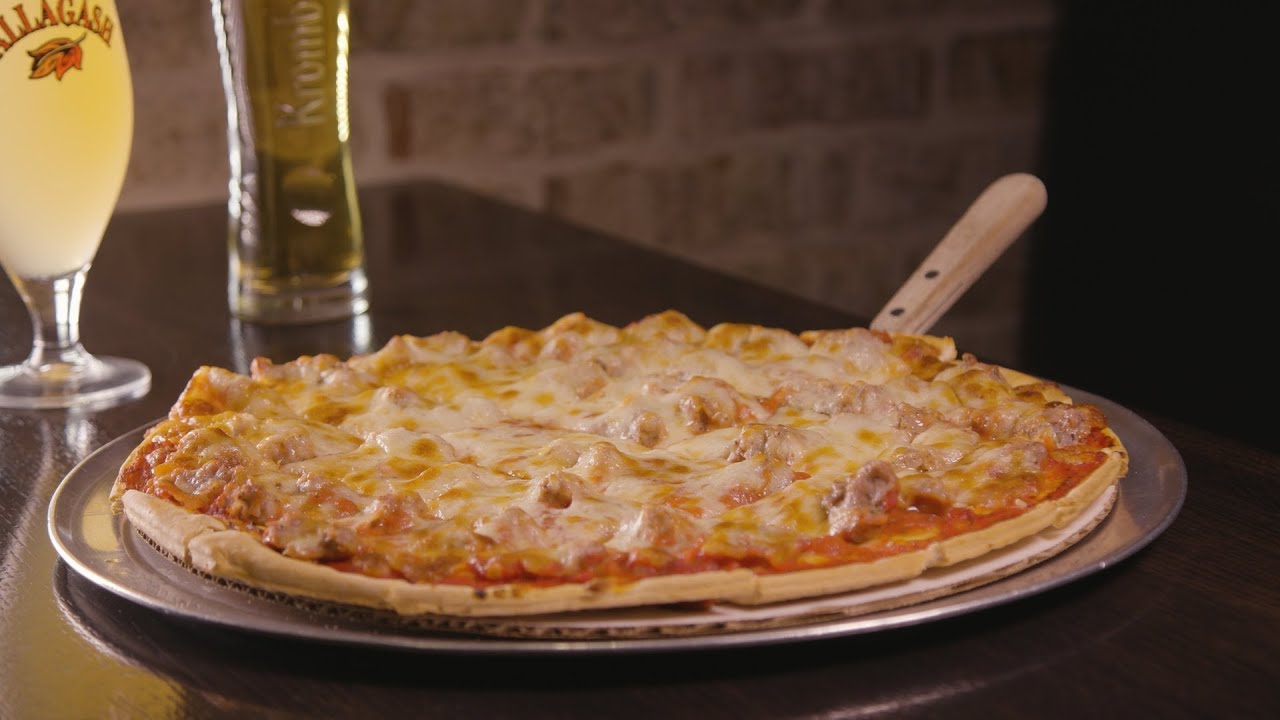 Chicago’s Best Pizza: Pete’s Pizza