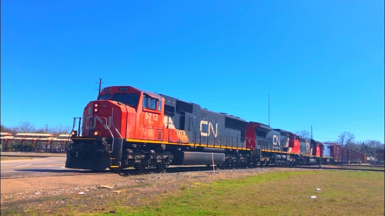 AWESOME CN A489 feat Ex-IC Dash 8, Wide Cab GP, GTW!