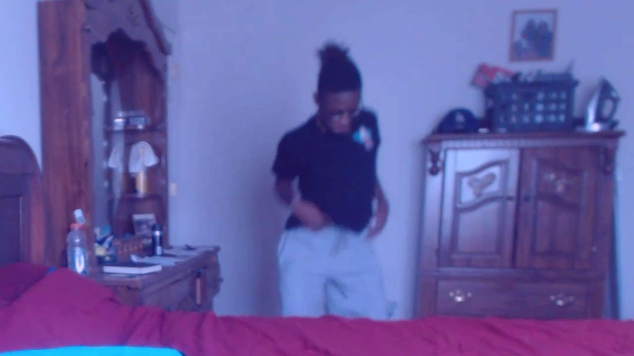 Me dancing with the jellyfish at spongebob house...