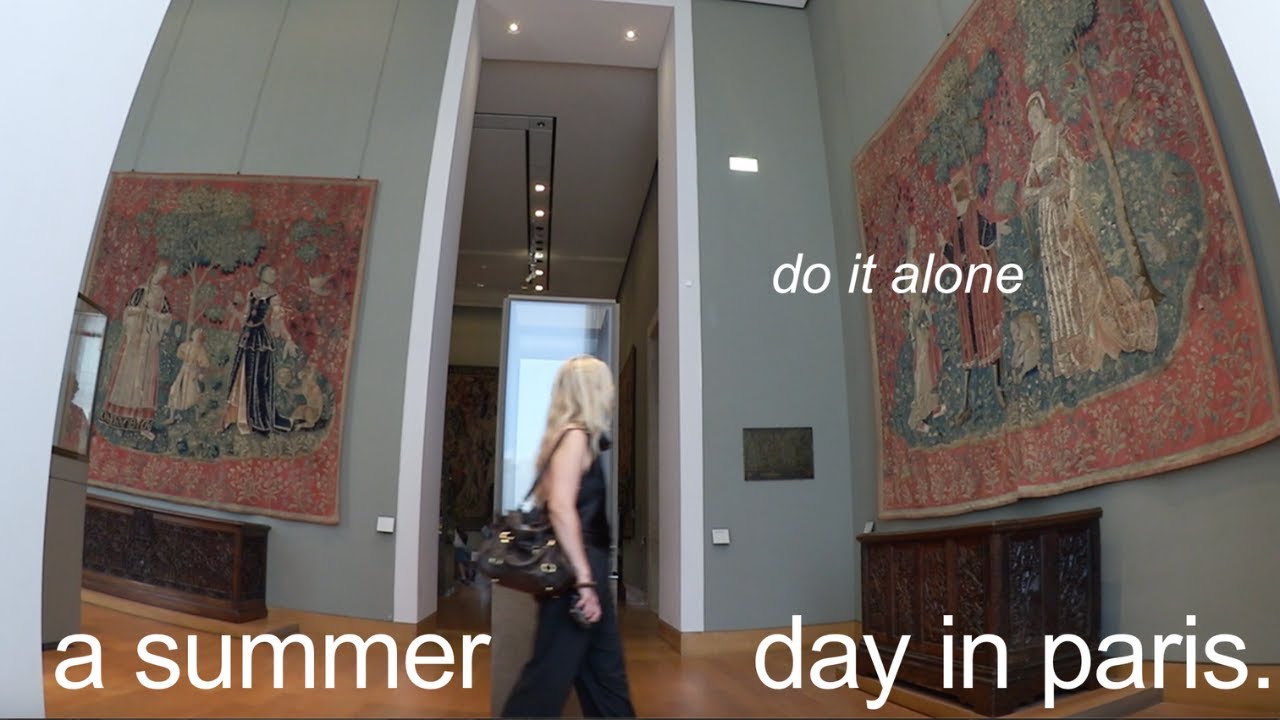 A slow summer day living in Paris 