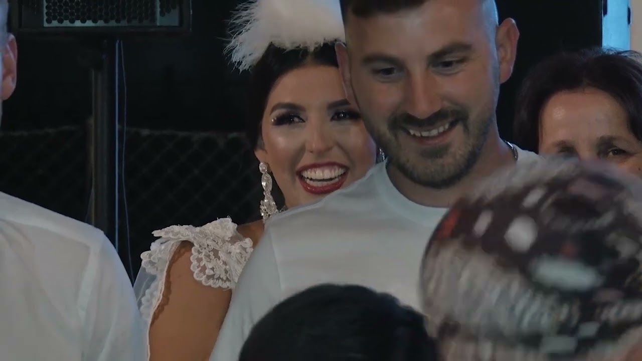 Sofia vazhdon ta thumbojë Nusen, Dhëndrin, Vjehrren e Renë e Madhe!