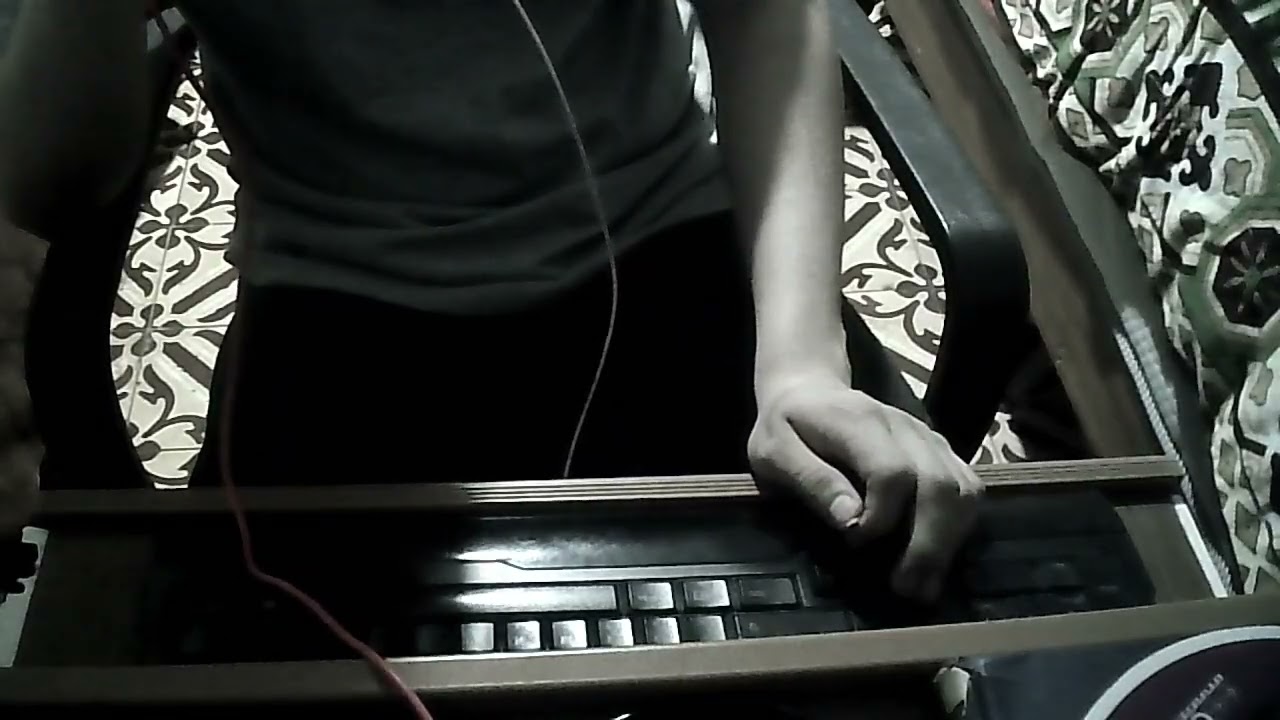 Nos queda mucho dolor por recorrer - Ed Maverick (Cover)