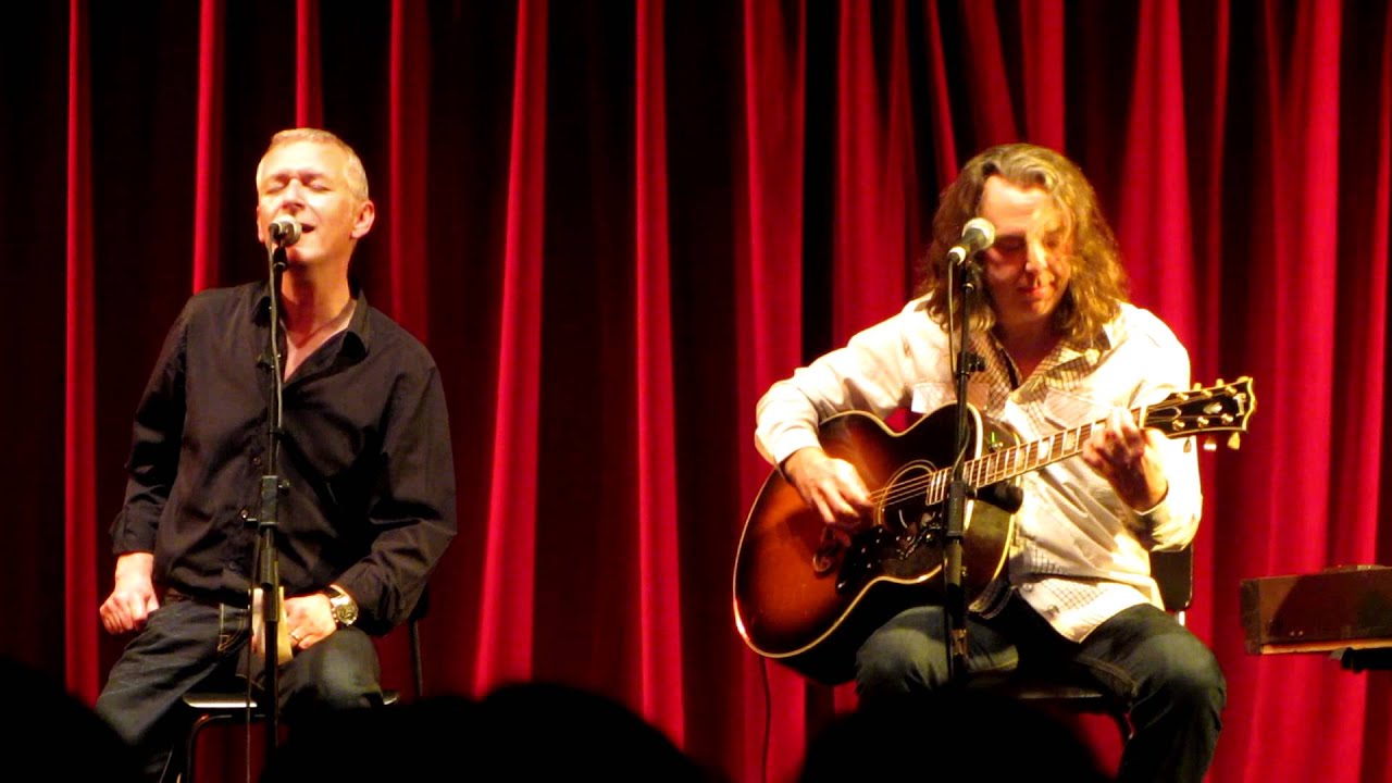 Blackbird - An Evening with Danny Bowes & Ben Matthews from the band Thunder @ Bush Hall, London