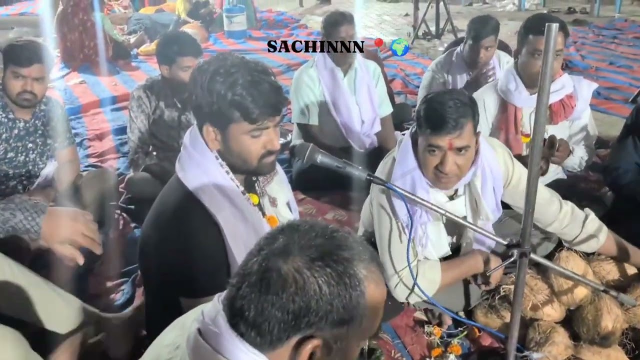 भजन सचिनं घयक शंकर जी लक्ष्मण जी गुजर #viral #viralvideo#desibhajan #surat 