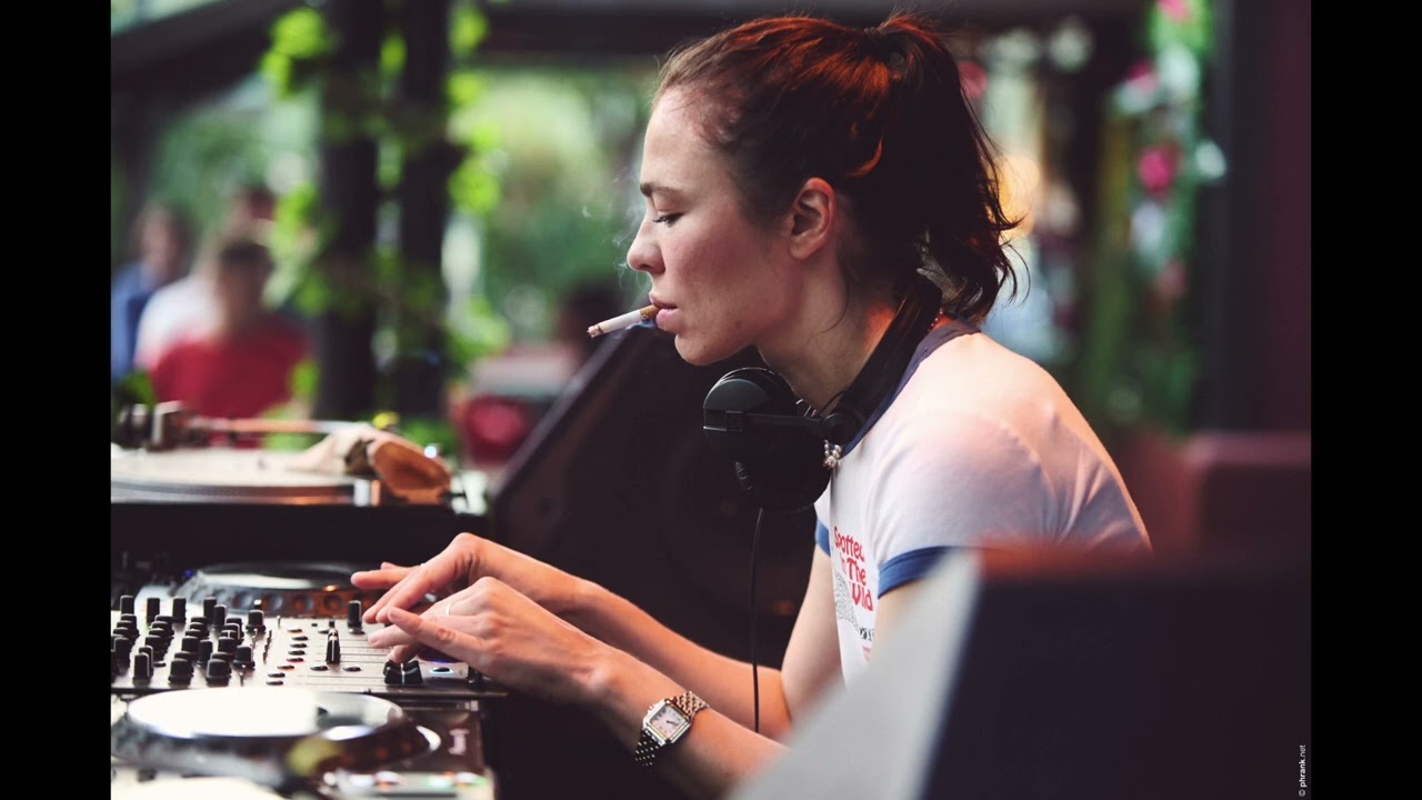 Nina Kraviz | Special House Set at CovaSanta 2023