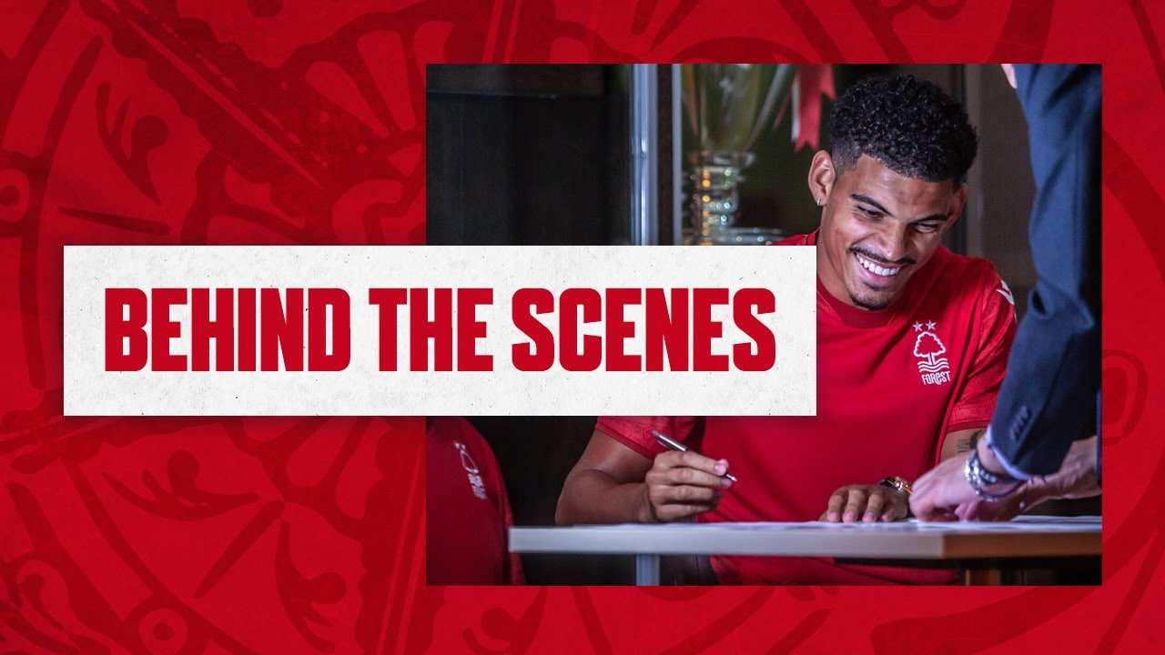 BEHIND THE SCENES | MORGAN GIBBS-WHITE SIGNS