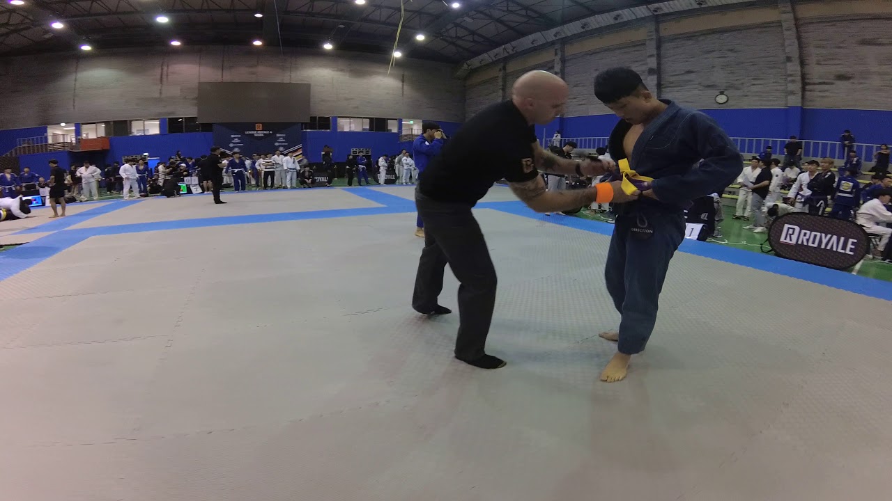 Mat 7 경기 2 CAM1 강홍비 v 김유중 PURPLE 남성부 어덜트 -76kg(리그로얄 4 서울 주짓수 대회 2018)