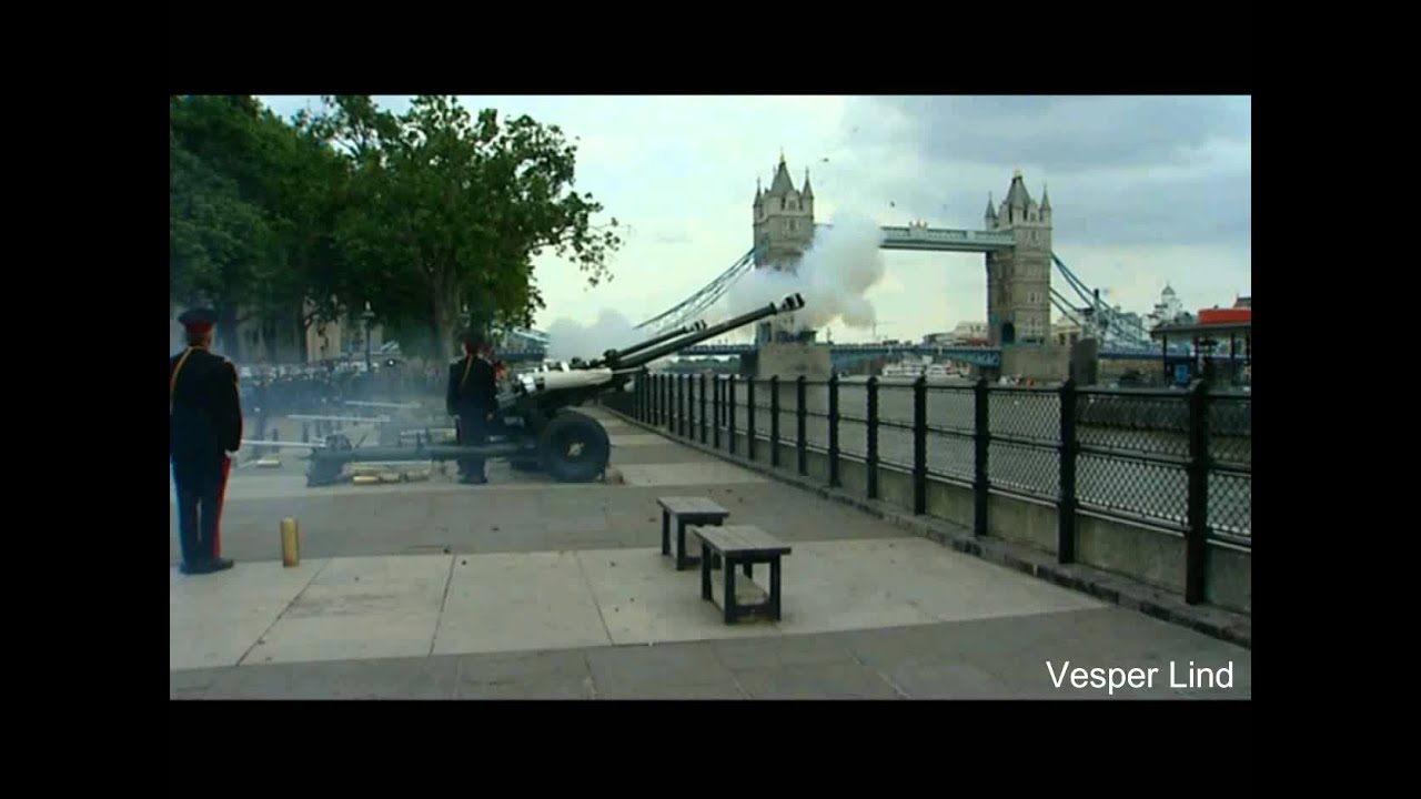 Gun salute in Green Park