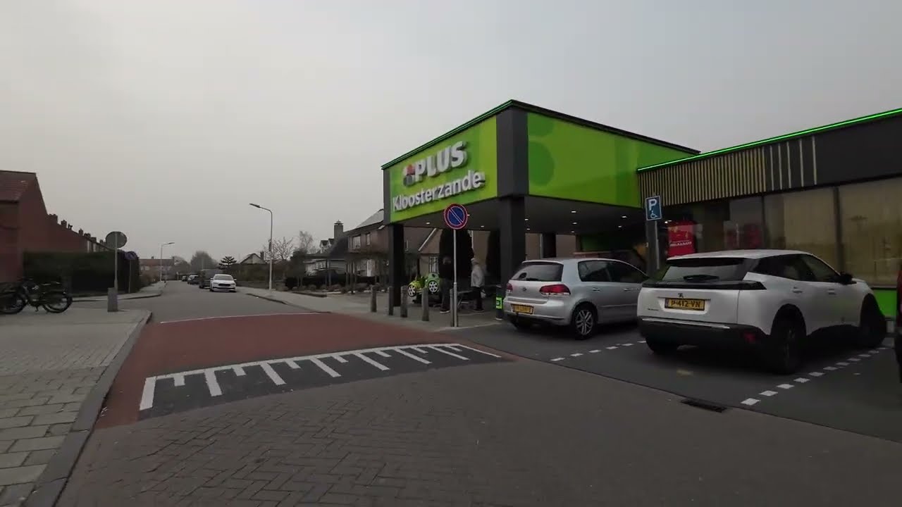 Cycling Waterzande to Kloosterzande Plus supermarket
