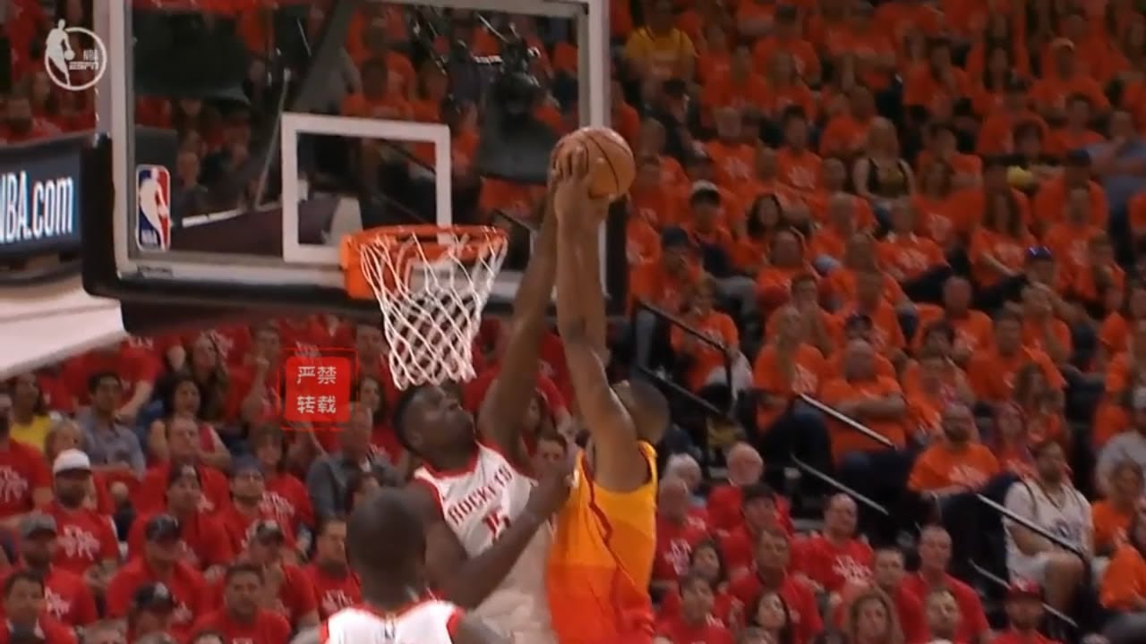 Clint Capela Shows The Entire Jazz They Have No Chance Against Him ！