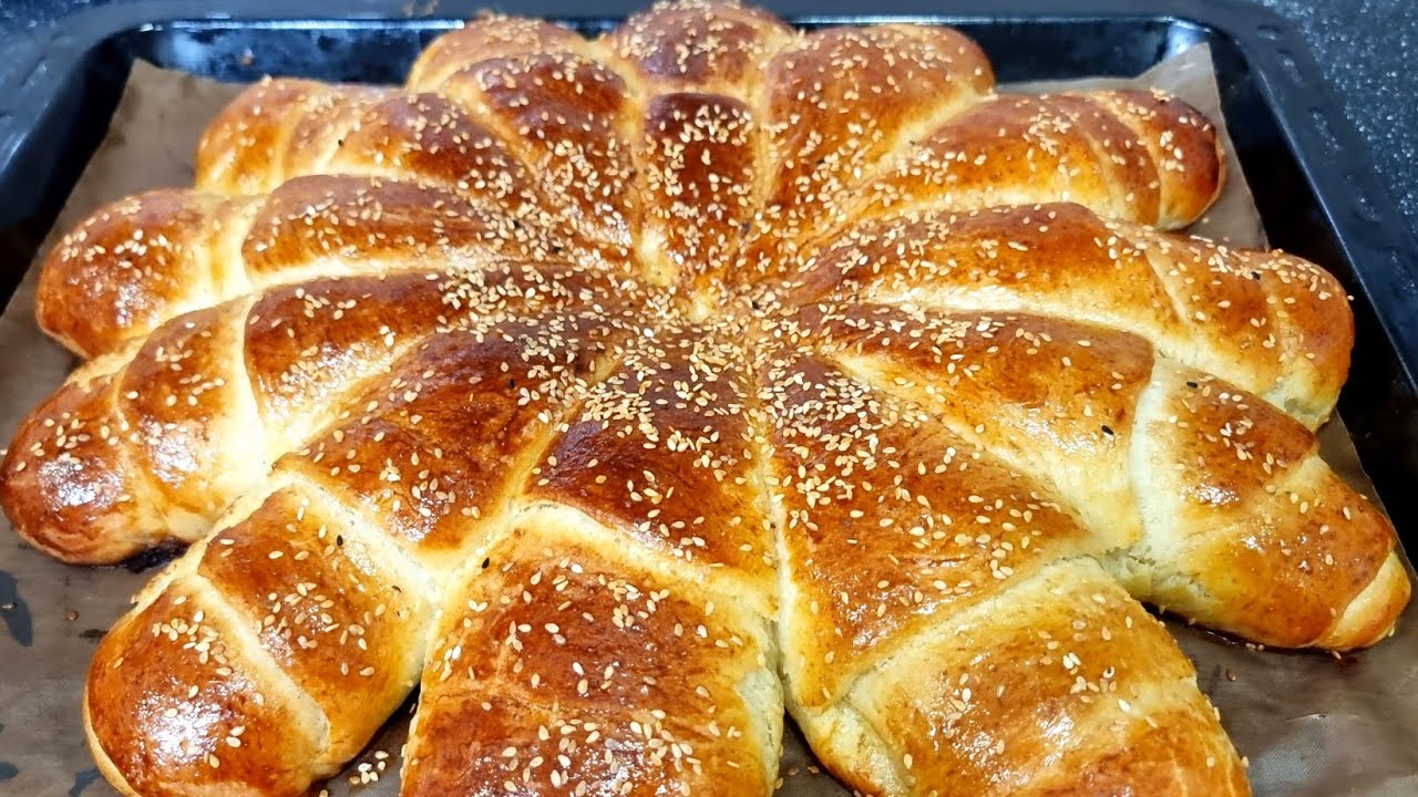 Qatıqla hazırlaya bileceyiniz Yupyumşaq ,Lezzetli Qatli Bulka /