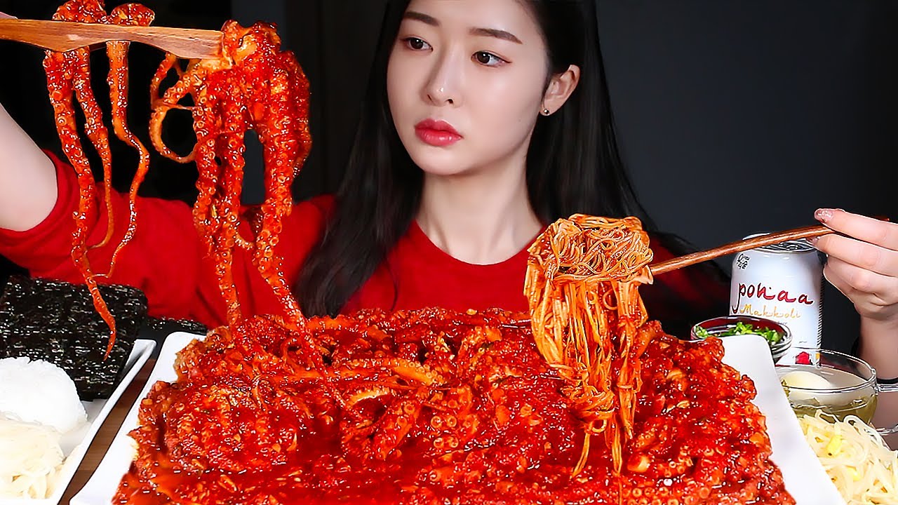 ASMR Пряный обжаренный осьминог 🔥осьминог пибимпап & лапша Морепродукты MUKBANG EATING SHOW