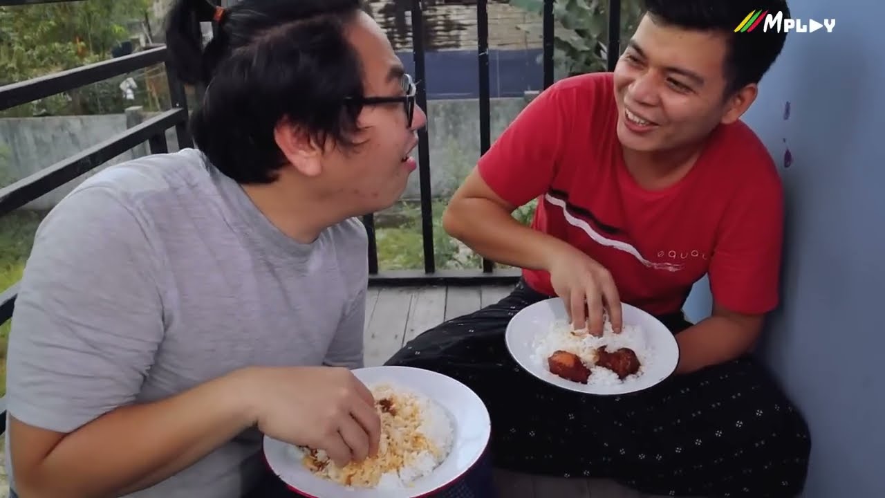Easy Recipe of Burmese Caramelized Pork Belly & Pickled Mango Salad - Myanmar 🇲🇲 Simple Meal