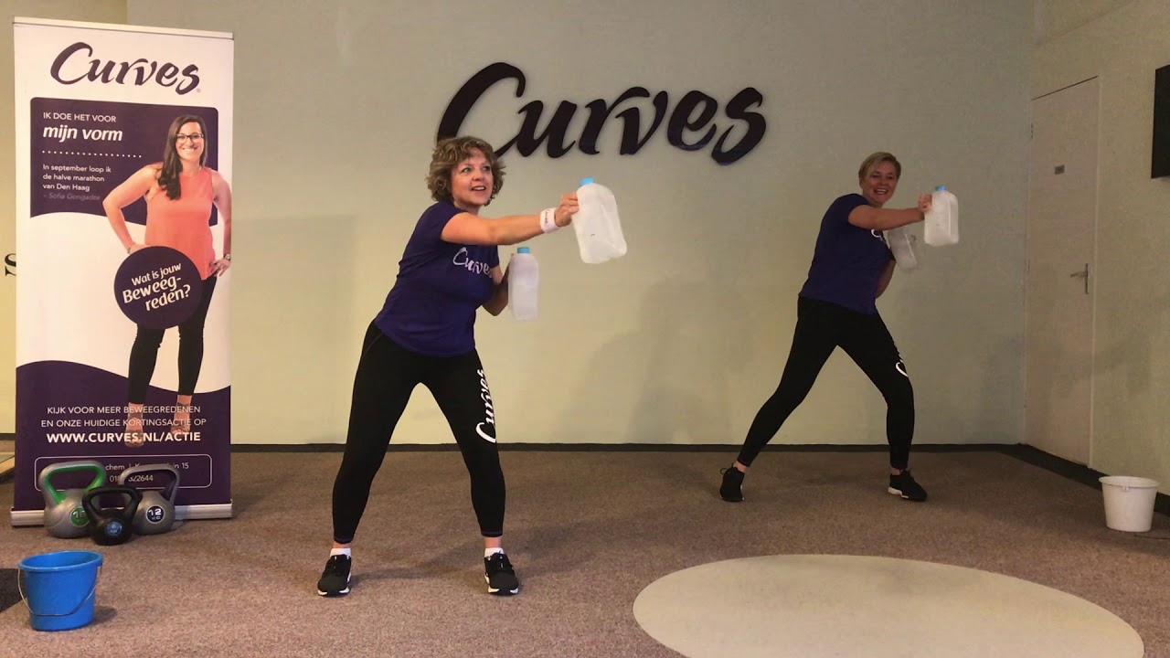 Home workout video Curves Gorinchem | 18 minuten