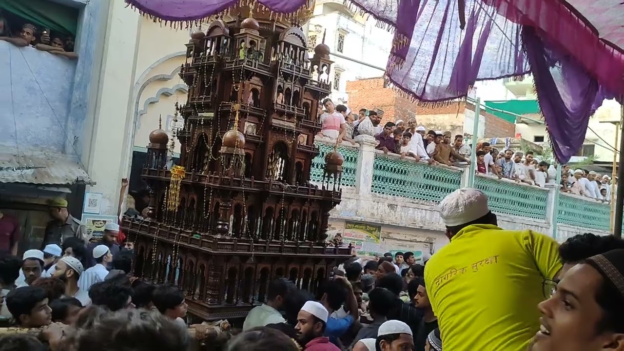 Banaras ki tajiya #jumman #muharram #yahussain #banaras #karbala #taziya #jummanbawarchi