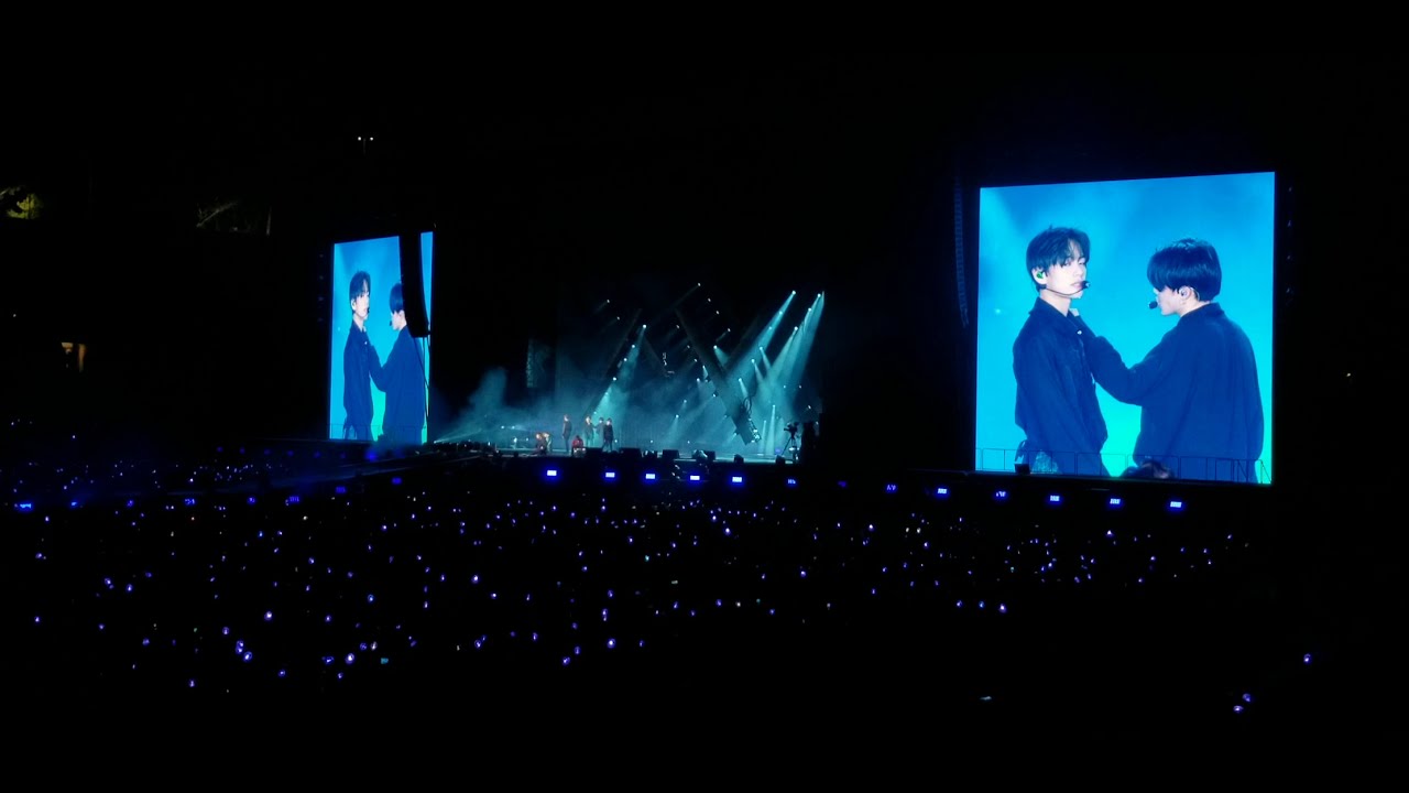 BTS (방탄소년단) - 'Fake Love' | Love Yourself: Speak Yourself Tour - Rose Bowl Stad. (DAY 1) 20190504